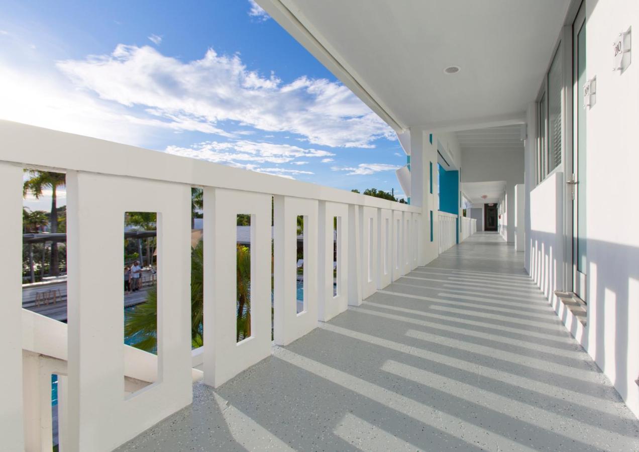 The Vagabond Hotel Miami Exterior photo